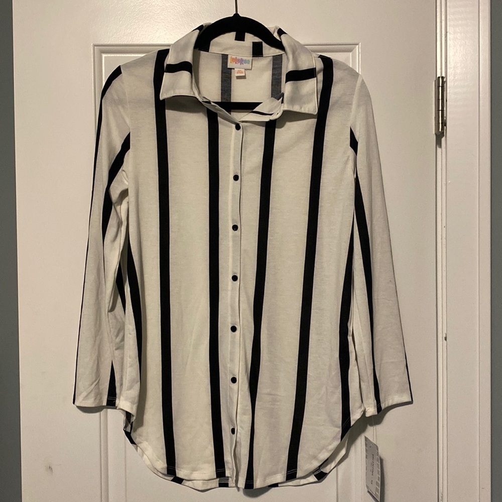 NWT LuLaRoe White and Navy Valentina